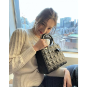 8위 (유명유튜버 추천 상품 영상) Dior 디올 레이디백 17CM,20CM,24CM 7컬러 (이니셜선택가능)