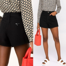 PRADA 프라다 백플레이트 숏팬츠