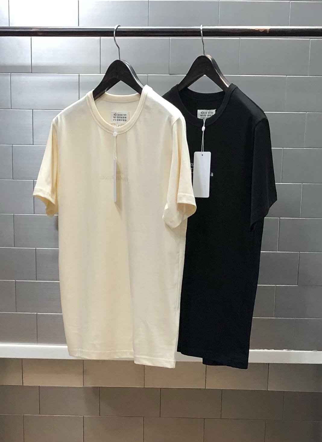 MAISON MARGIELA 메종마르지엘라 로고 반팔 티셔츠