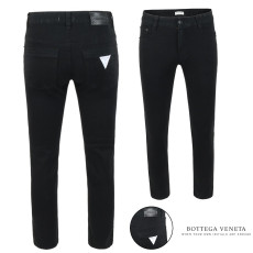 BOTTEGA VENETA 보테가베네타 화이트 트라이앵글 블랙 슬림진