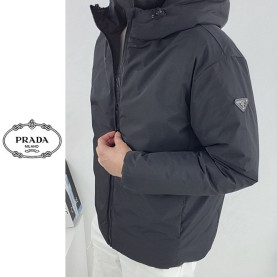 PRADA 프라다 삼각 로고 후드 패딩 3COLOR