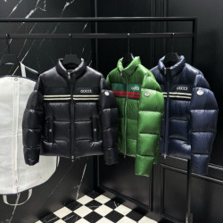 GUCCI 구찌 로고 다운 패딩