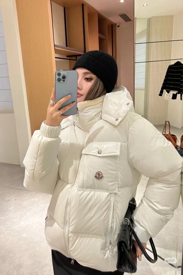 MONCLER 몽클레어 바유다 다운 패딩 2COLOR