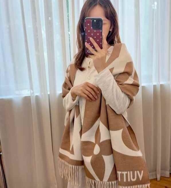 LOUIS VUITTON 루이비통 캐시미어 숄 머플러