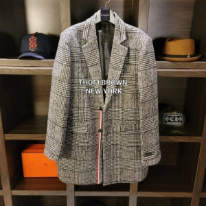 THOM BROWNE 톰브라운 시그니처 글렌 삼선 뉴 하프 코트
