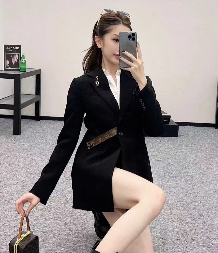 LOUIS VUITTON 루이비통 기본 자켓