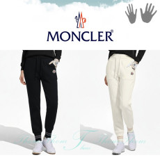 MONCLER 몽클레어 와이드 밴딩 니트 조거 팬츠