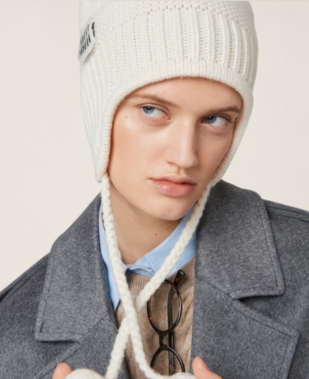 MIUMIU 미우미우 귀도리 비니 2COLOR