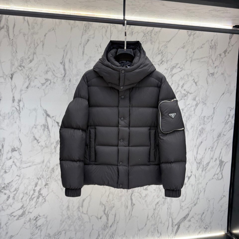 PRADA 프라다 포켓로고 구스다운 후드 패딩