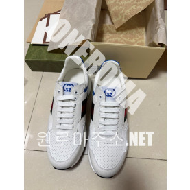 구찌 GG 아웃라인 페블레더 리웹 스니커즈