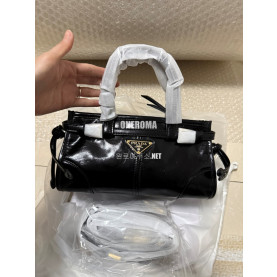 프라다 보니 미니 가죽 핸드백