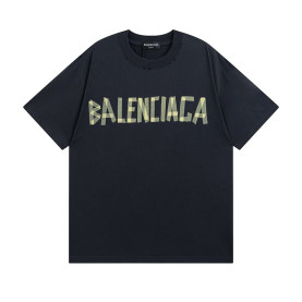BALENCIAGA 발렌시아가 2342 테이프 타입 로고 구제 워싱 반팔