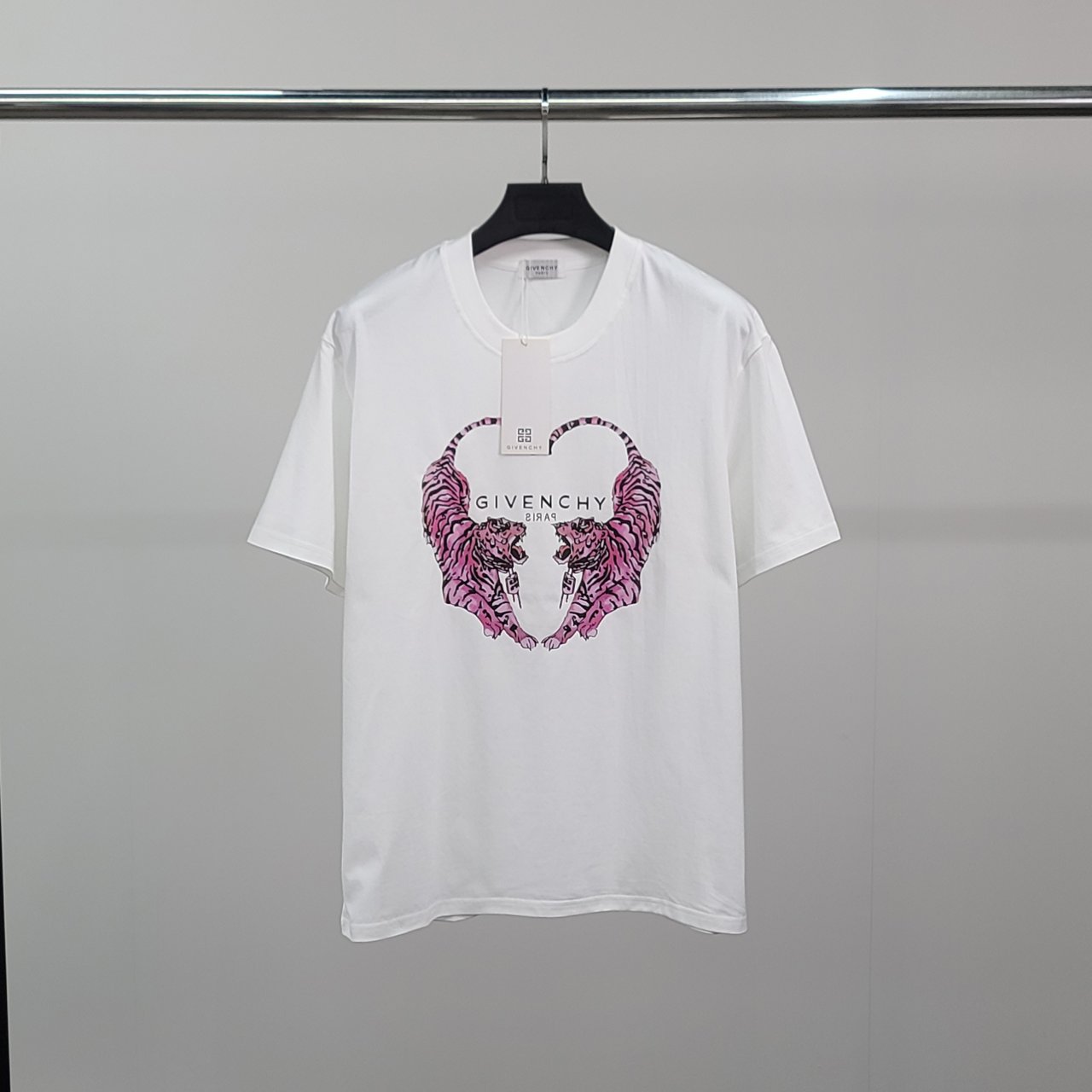 GIVENCHY 지방시 핑크타이거 코튼 반팔티