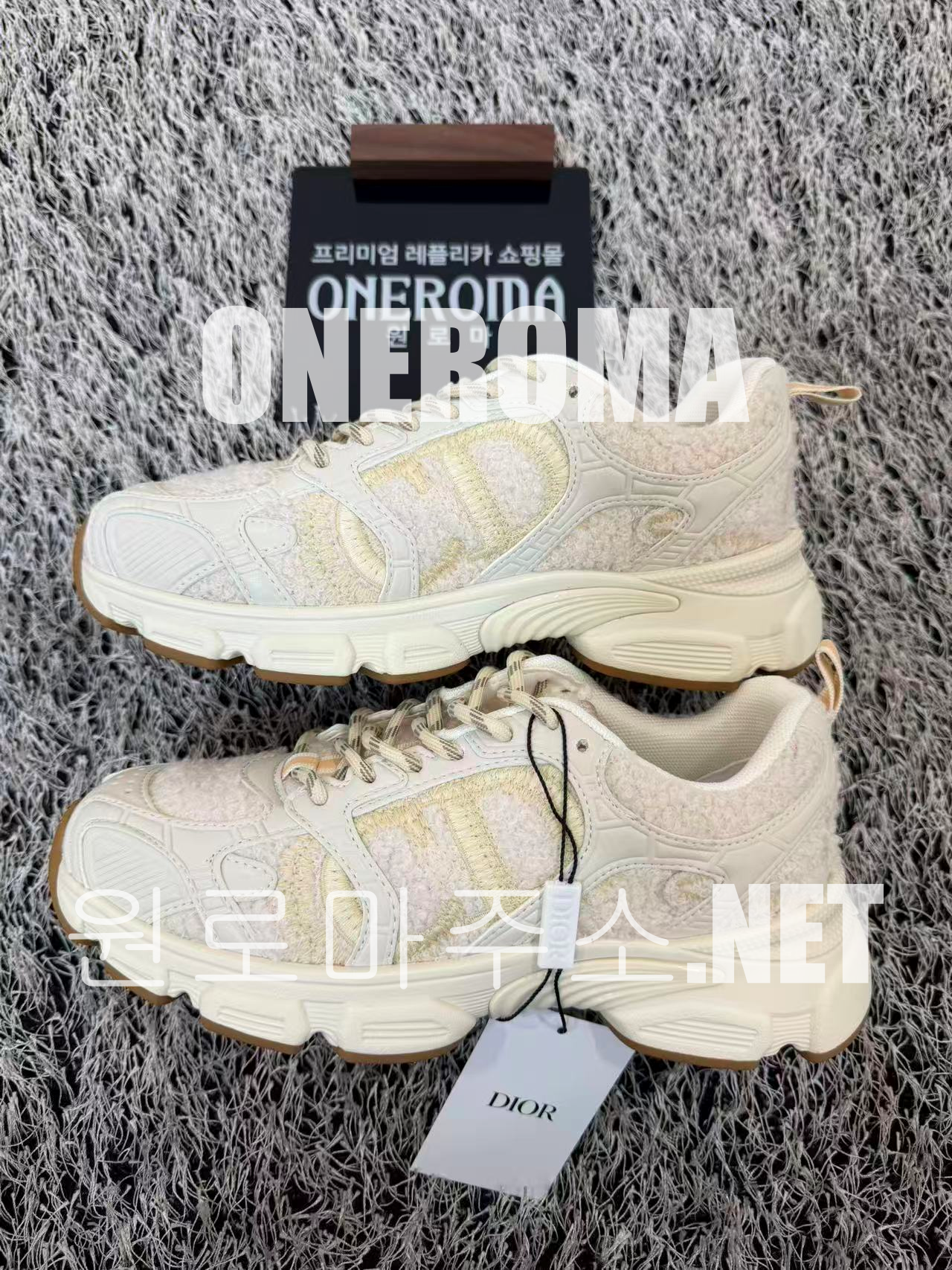 홍*섬 고객님 디올 크로노 스니커즈