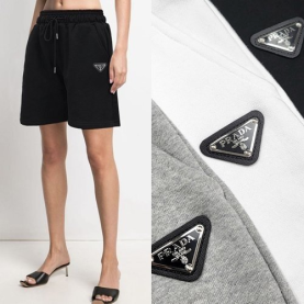 PRADA 프라다 플레이트 숏팬츠